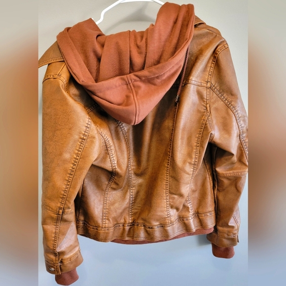 Lock & Love "Leather" Jacket - Picture 8 of 10